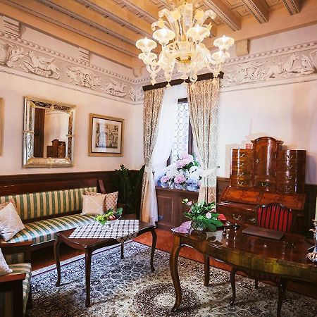 Heritage Hotel Cardo Split Bagian luar foto