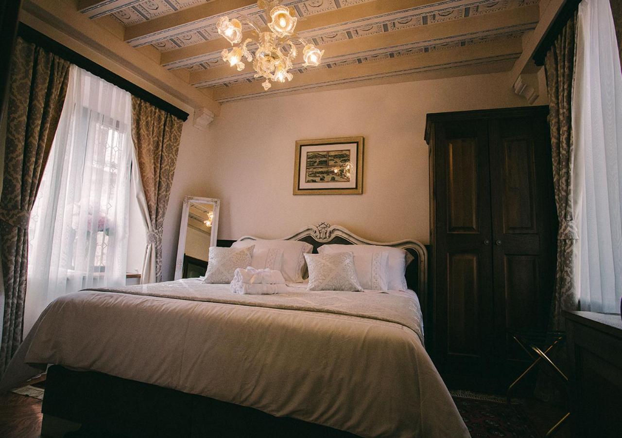 Heritage Hotel Cardo Split Bagian luar foto