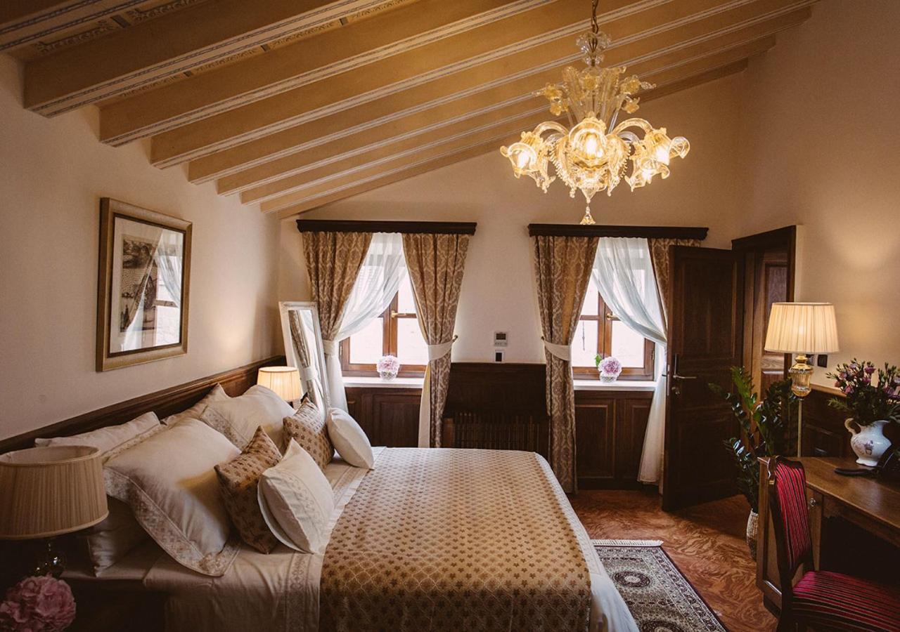 Heritage Hotel Cardo Split Bagian luar foto