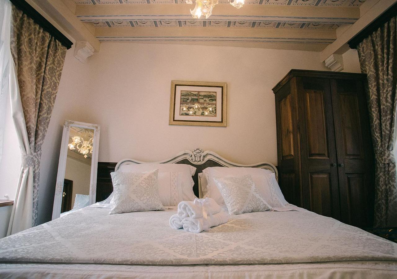 Heritage Hotel Cardo Split Bagian luar foto